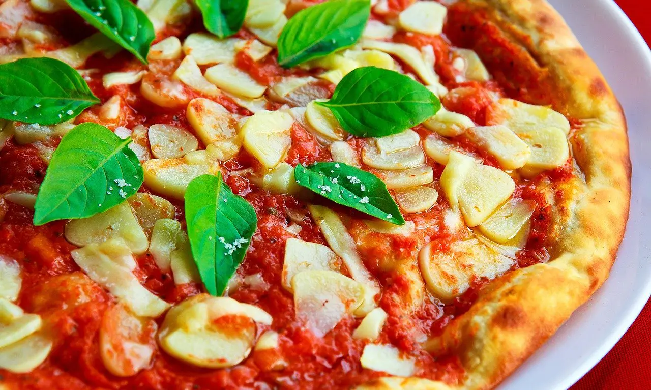 pizza sauce tomate